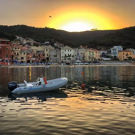 호텔 La Stella Marina 라이구에글리아